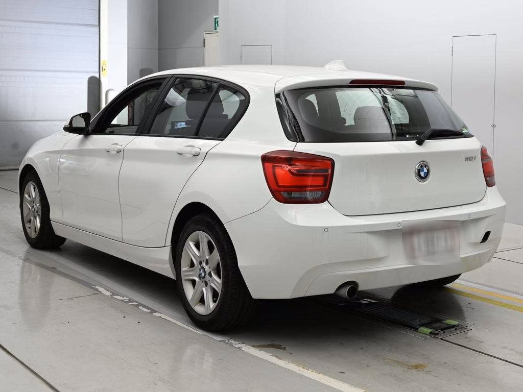 BMW 1-SERIES