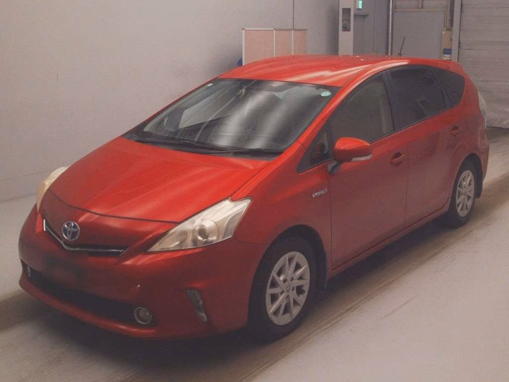 TOYOTA PRIUS ALPHA