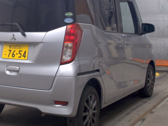 MITSUBISHI EK SPACE