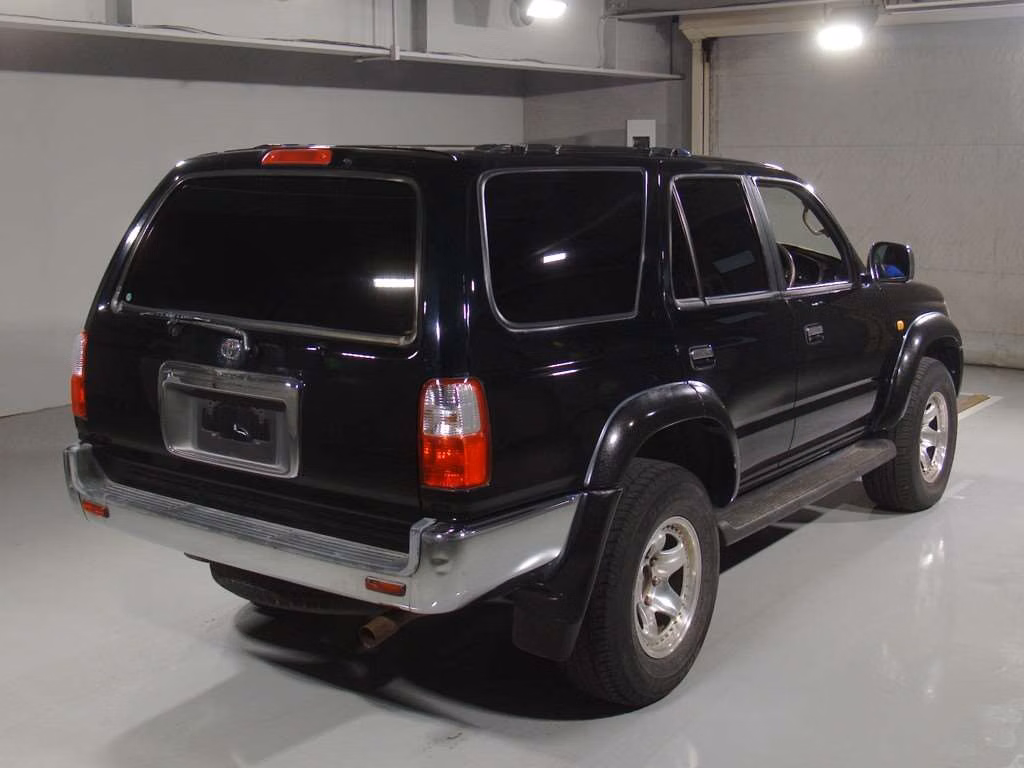 TOYOTA HILUX SURF