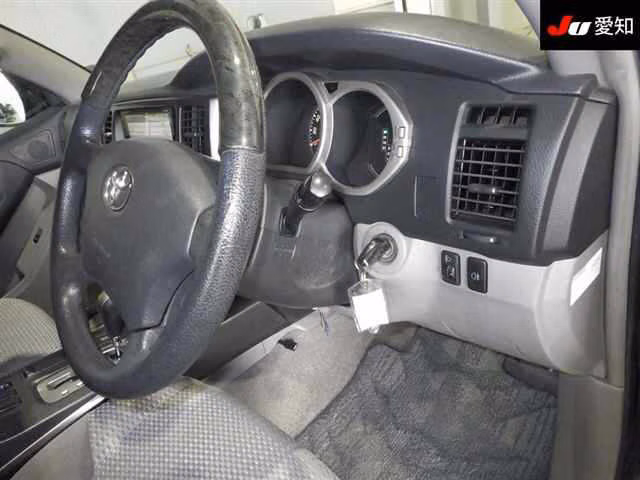 TOYOTA HILUX SURF