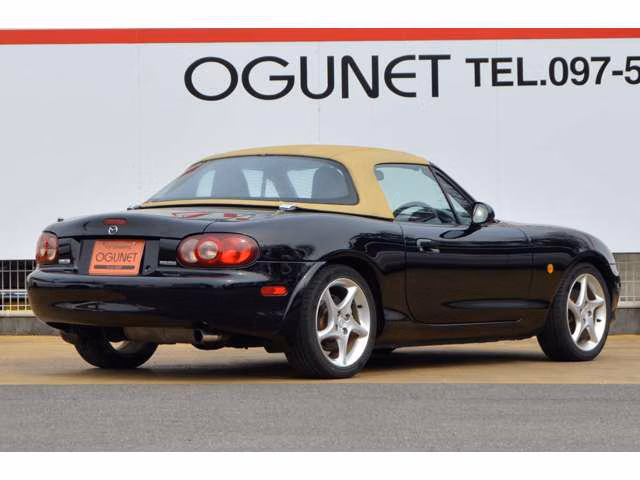 MAZDA ROADSTER