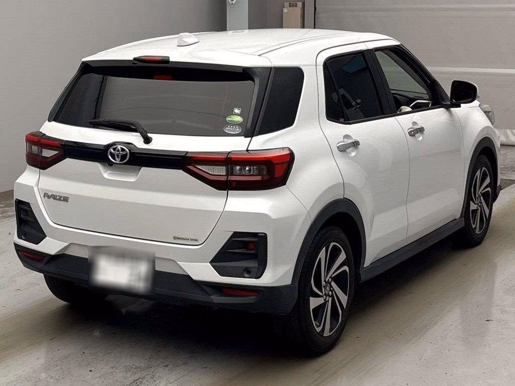 TOYOTA RAIZE