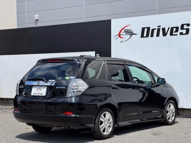 HONDA FIT SHUTTLE