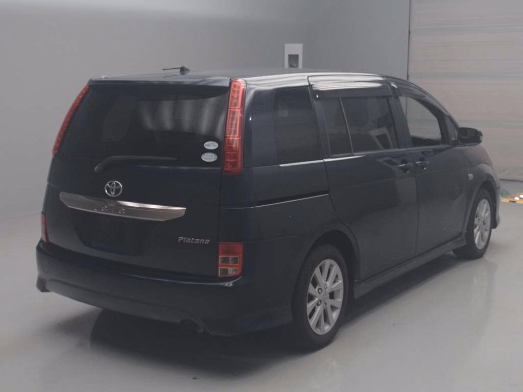 TOYOTA ISIS