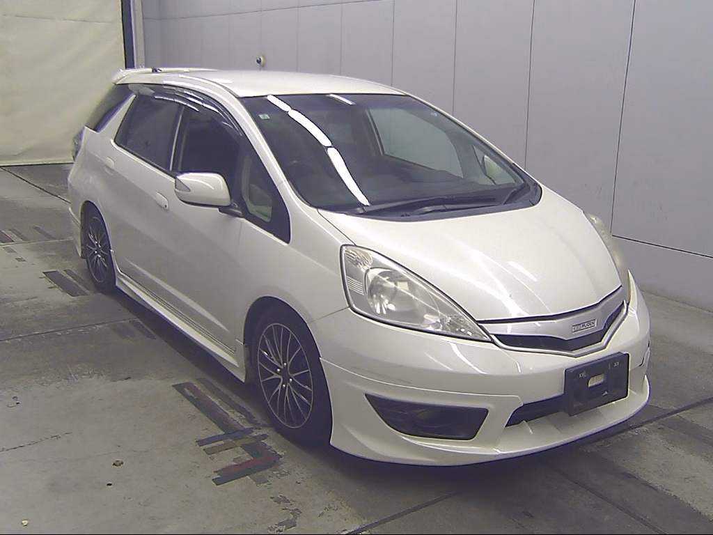 HONDA FIT SHUTTLE