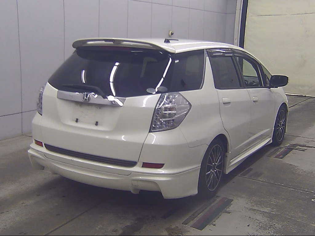 HONDA FIT SHUTTLE