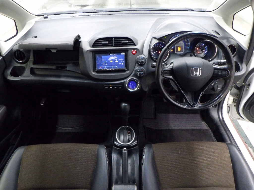 HONDA FIT SHUTTLE