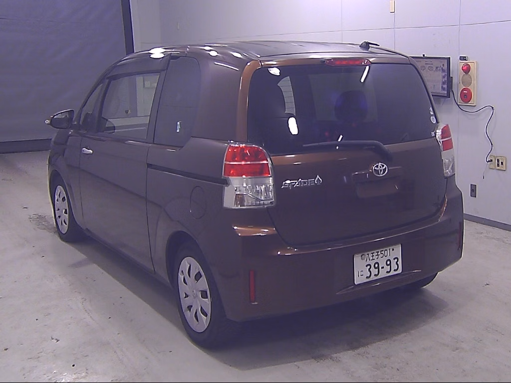 TOYOTA SPADE