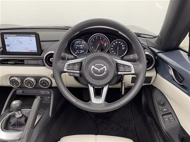 MAZDA MX-5
