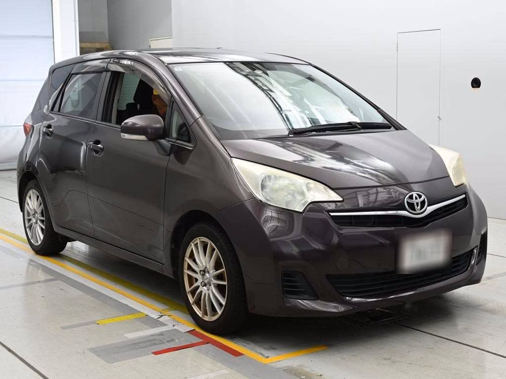 TOYOTA RACTIS