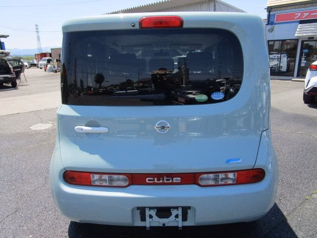 NISSAN CUBE