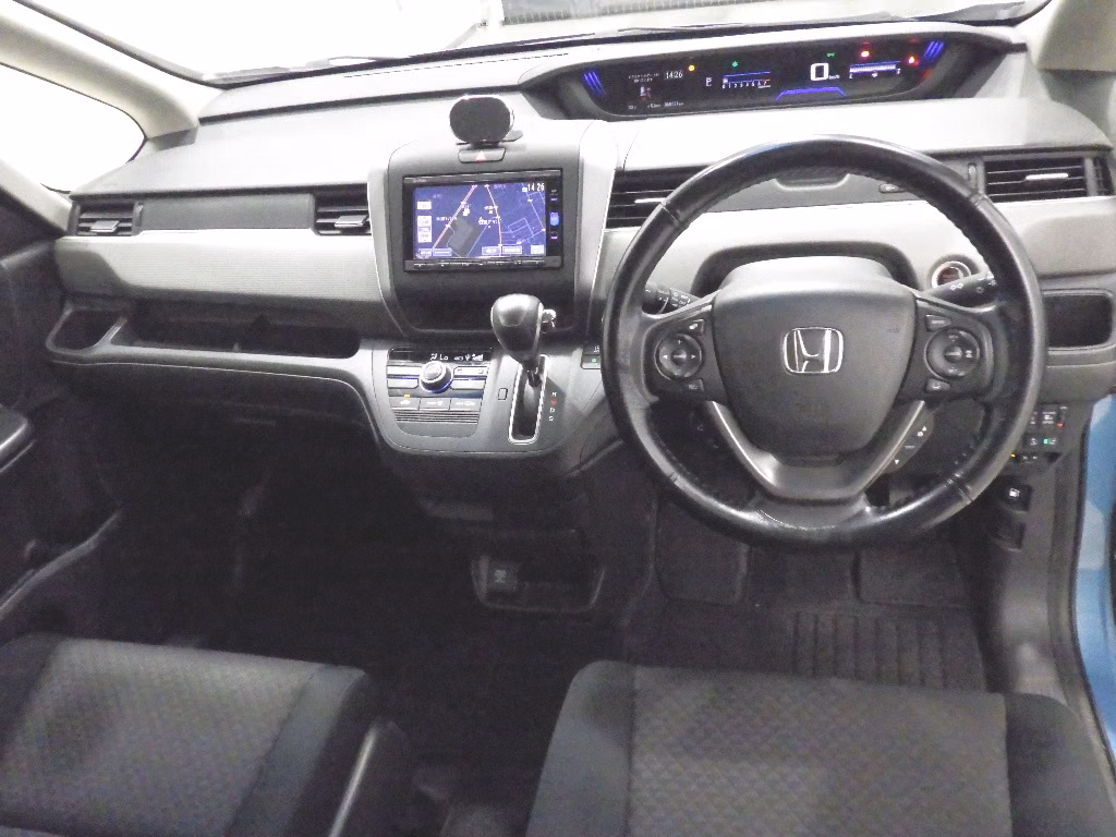 HONDA FREED+
