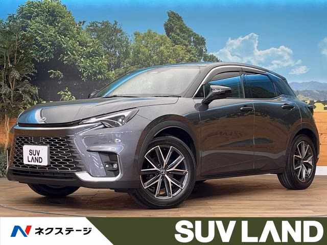Lexus LBX