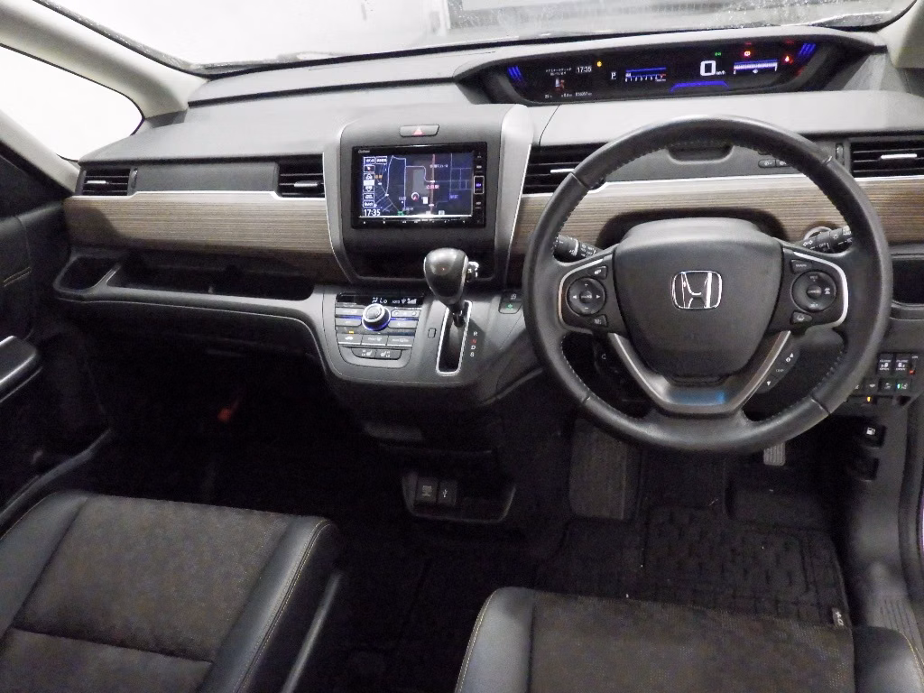 HONDA FREED+
