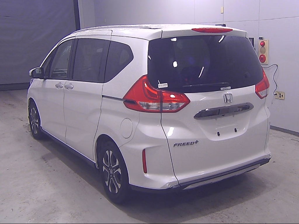 HONDA FREED+