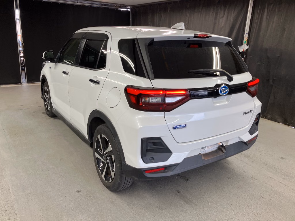 DAIHATSU ROCKY