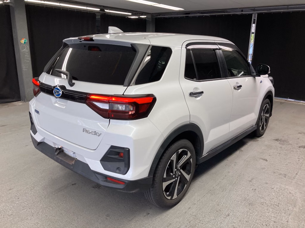 DAIHATSU ROCKY
