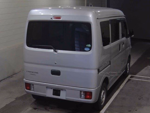 MITSUBISHI MINICAB