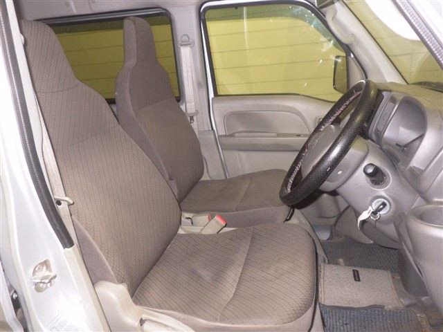 MITSUBISHI MINICAB
