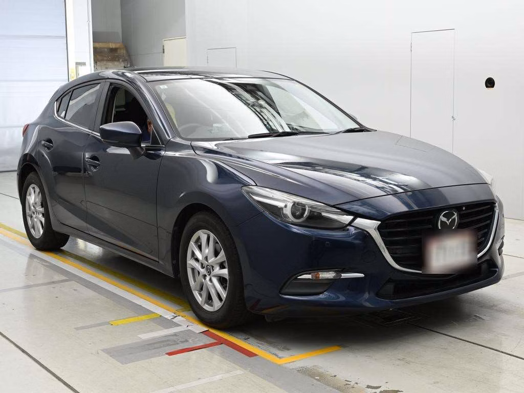 MAZDA AXELA