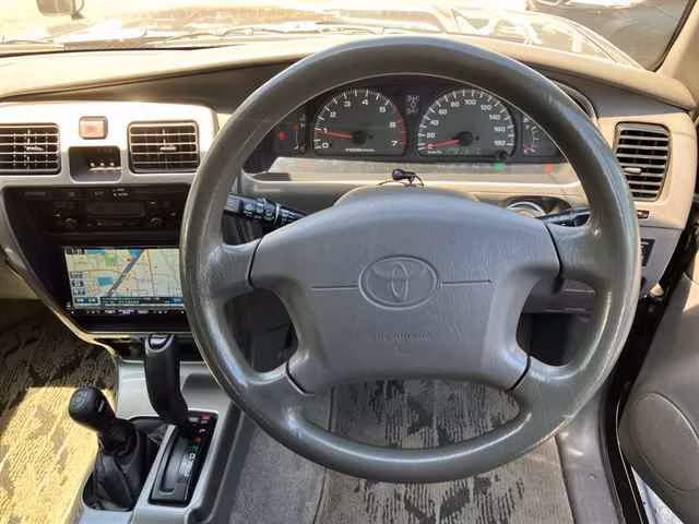 TOYOTA HILUX SURF