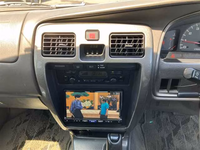 TOYOTA HILUX SURF