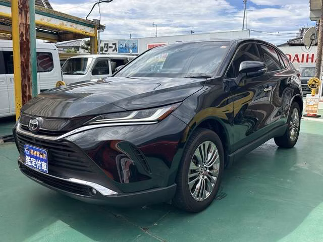 TOYOTA HARRIER