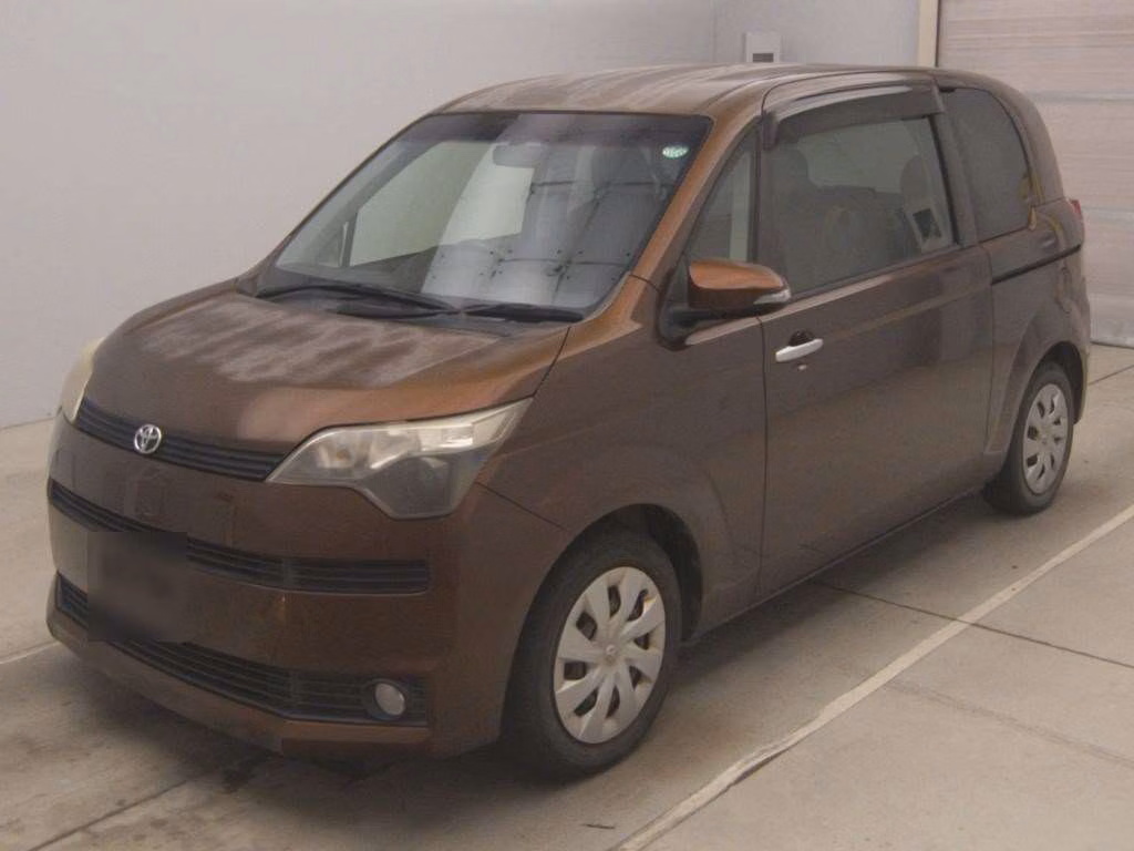 TOYOTA SPADE