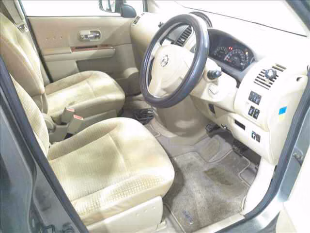 NISSAN LAFESTA