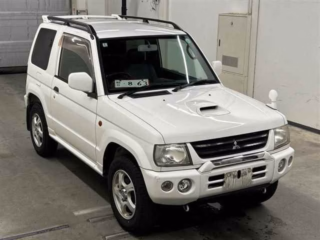 MITSUBISHI PAJERO MINI