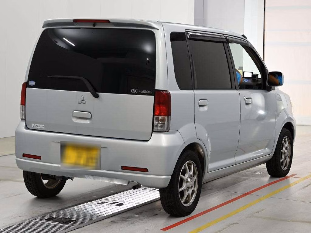 MITSUBISHI EK WAGON