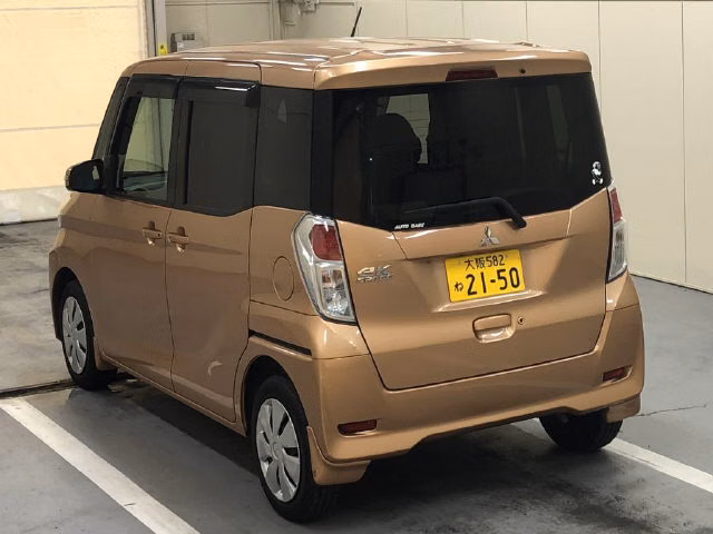 MITSUBISHI EK SPACE