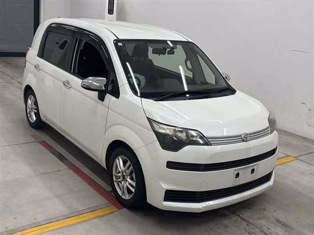 TOYOTA SPADE