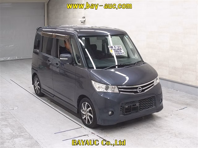 NISSAN ROOX