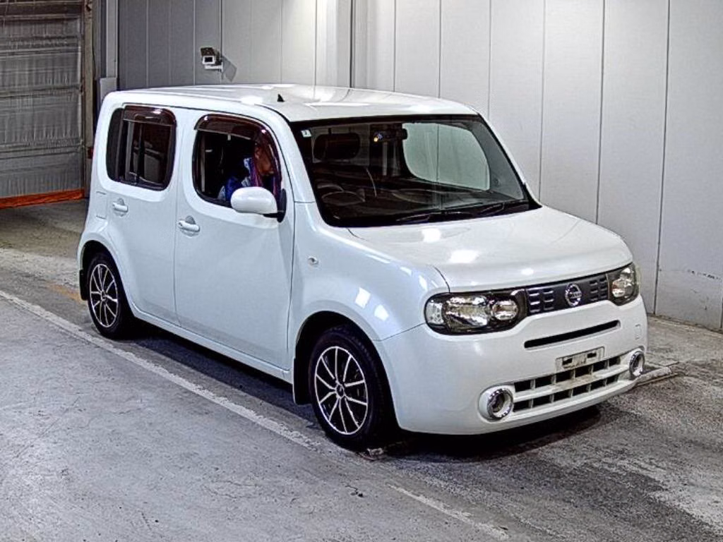 NISSAN CUBE