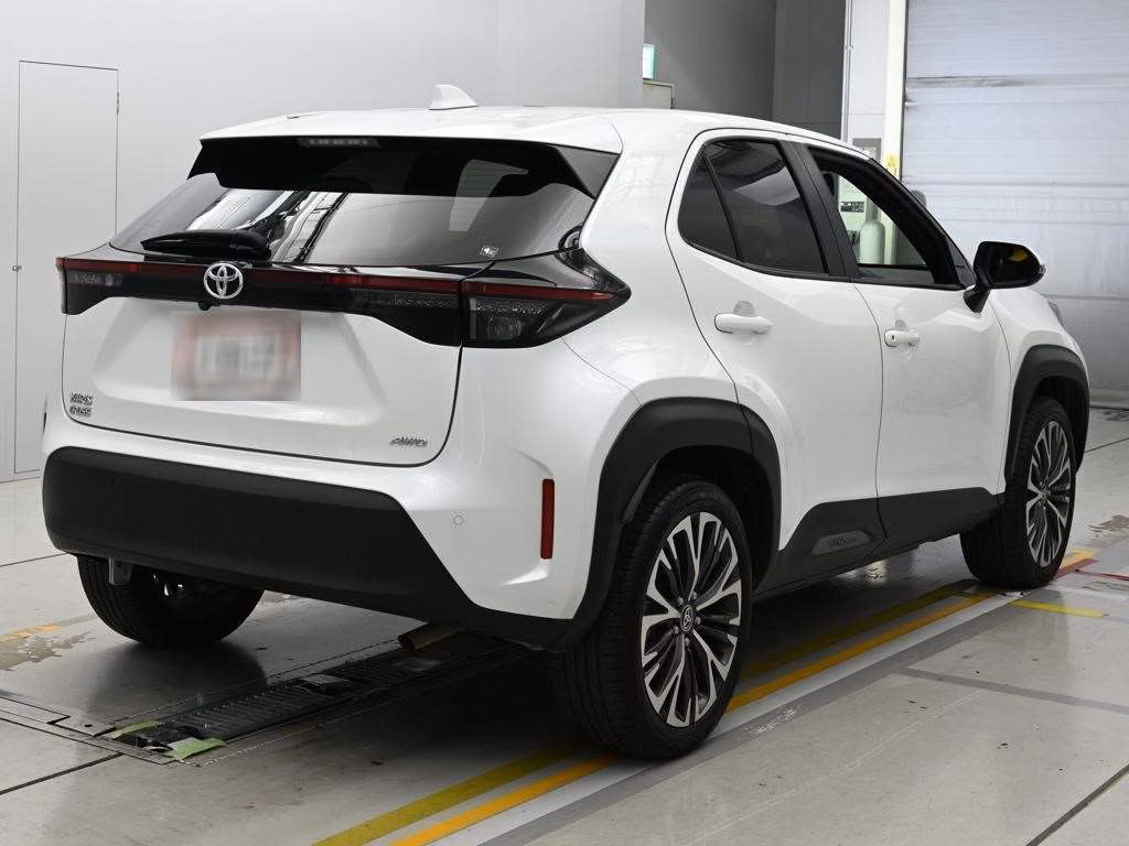TOYOTA YARIS CROSS
