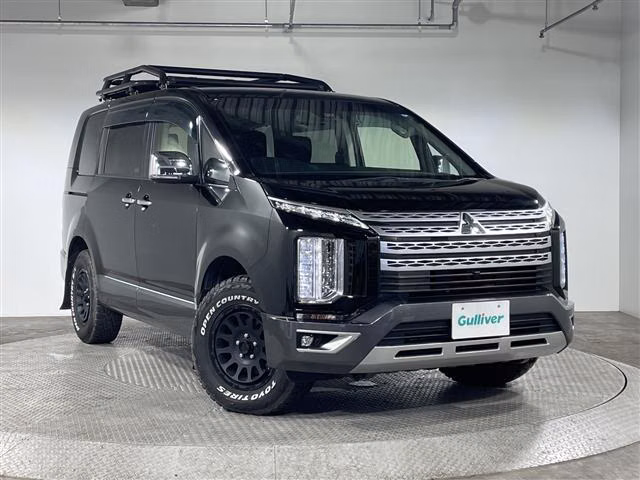 MITSUBISHI DELICA D:5