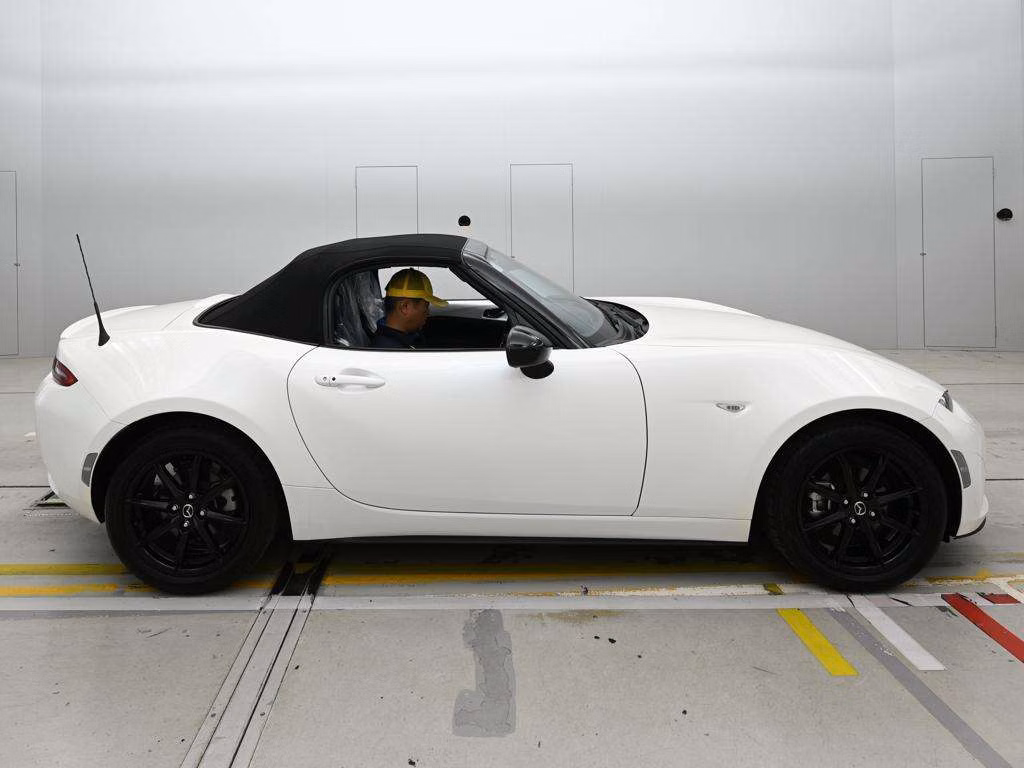 MAZDA ROADSTER