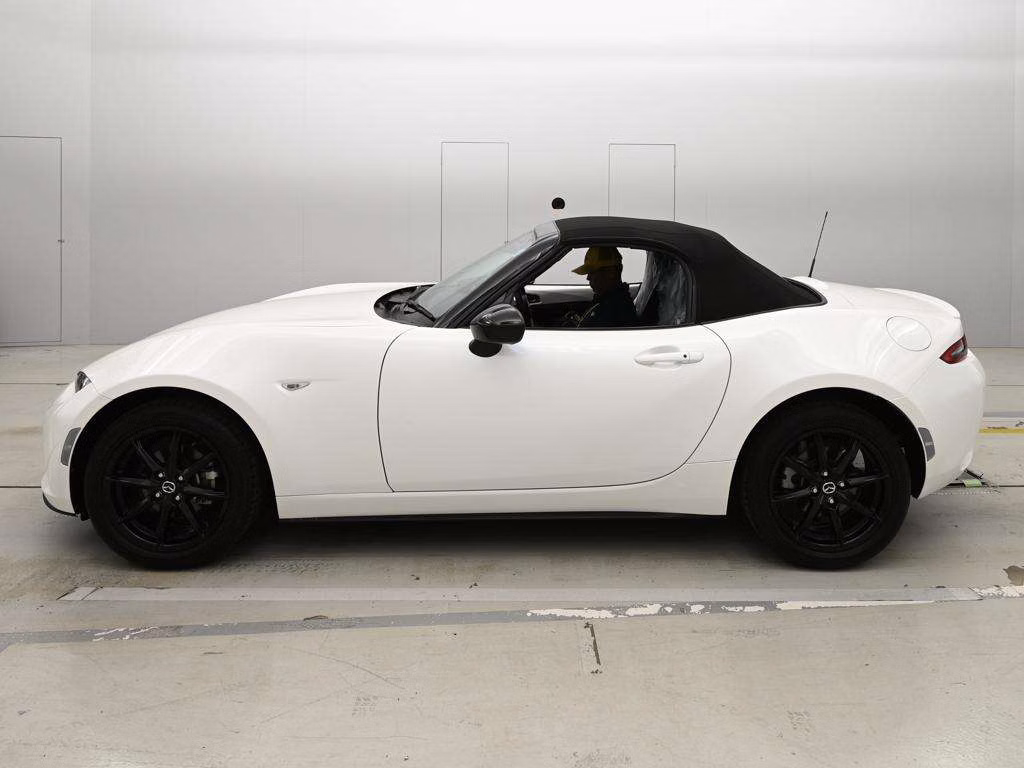 MAZDA ROADSTER