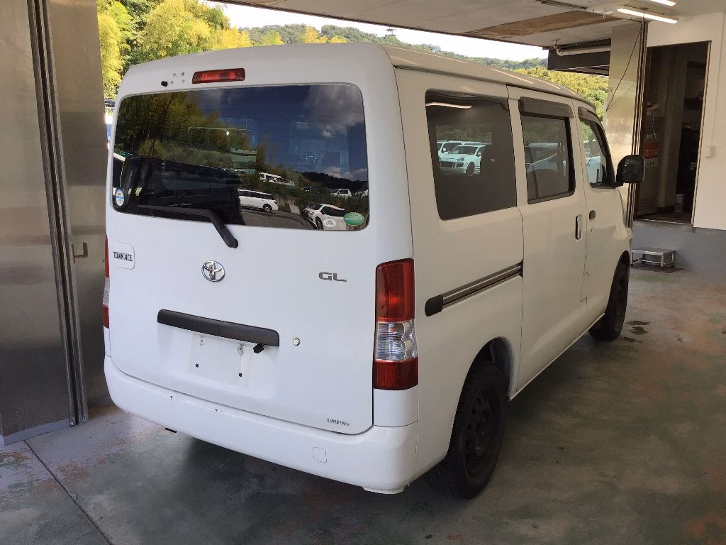 TOYOTA LITE ACE