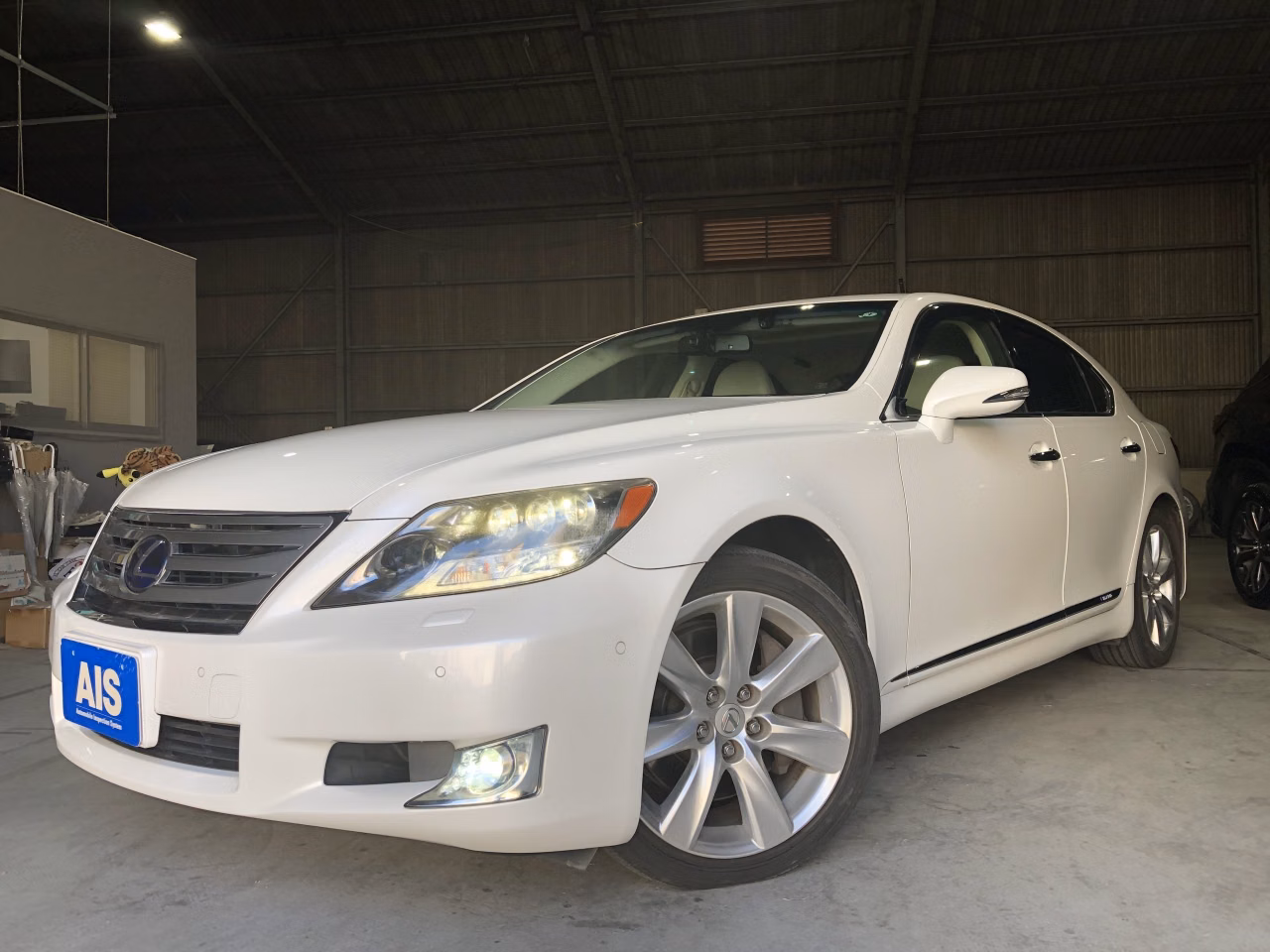 Lexus LS600h