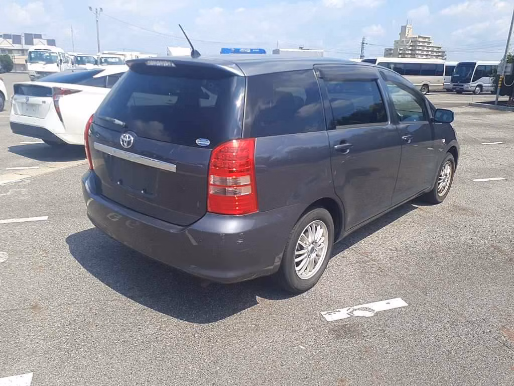TOYOTA WISH