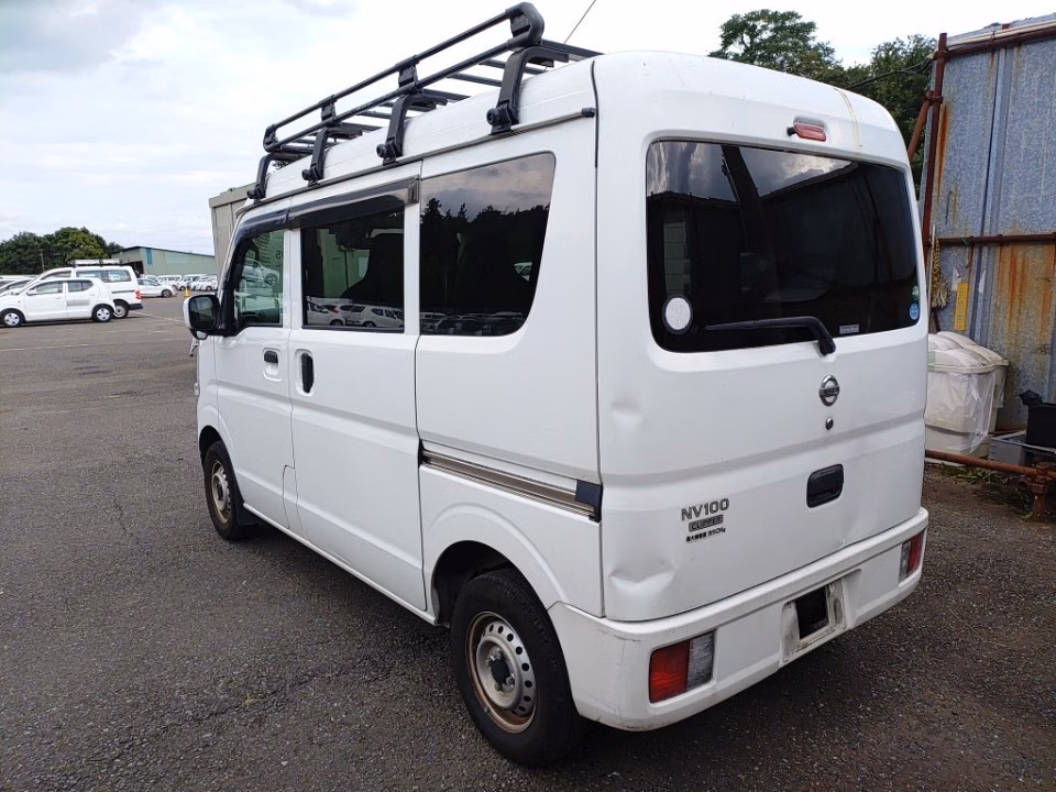 NISSAN NV100 CLIPPER