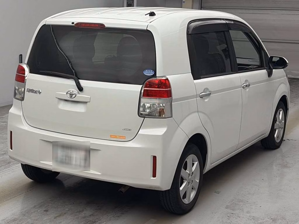 TOYOTA SPADE