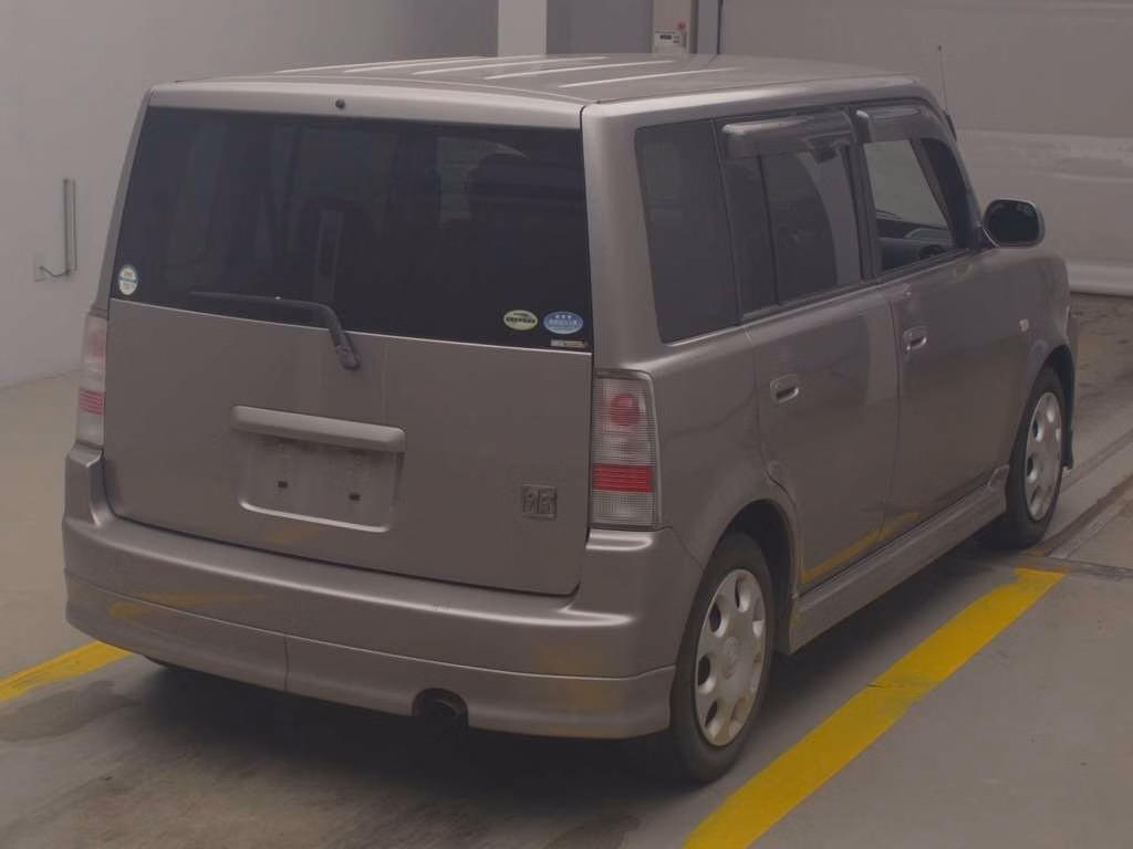 TOYOTA BB