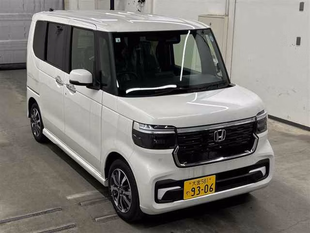 HONDA N-BOX