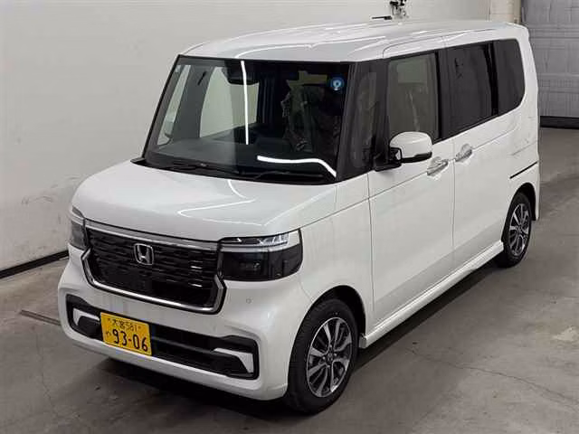HONDA N-BOX