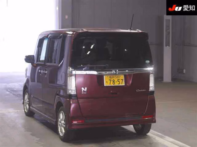 HONDA N-BOX