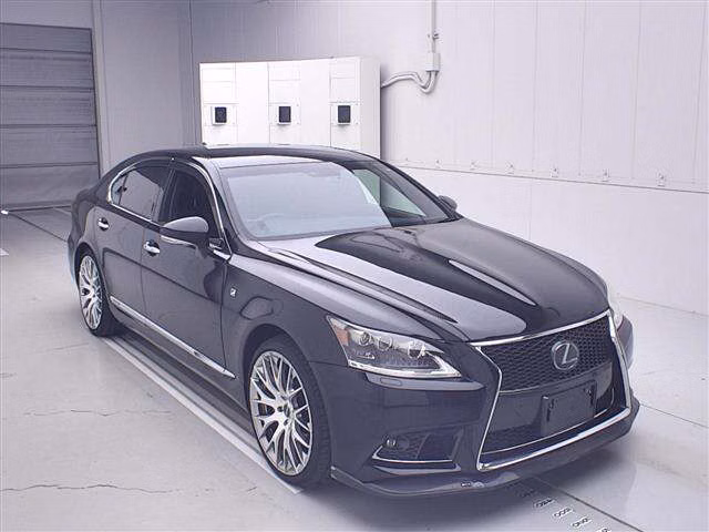 Lexus LS600h